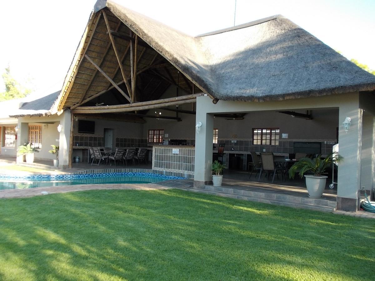 Lavender Lodge Vryburg Eksteriør bilde