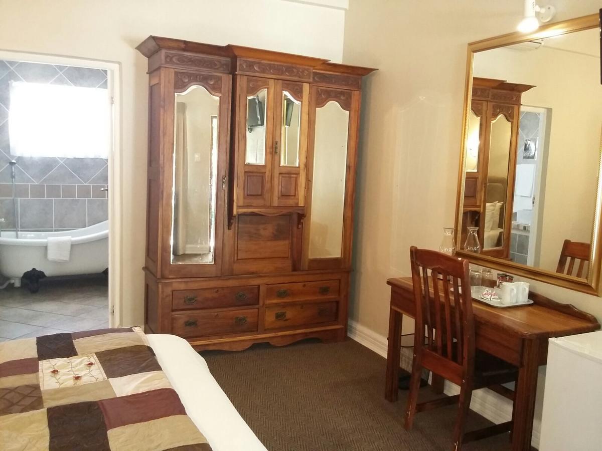 Lavender Lodge Vryburg Eksteriør bilde