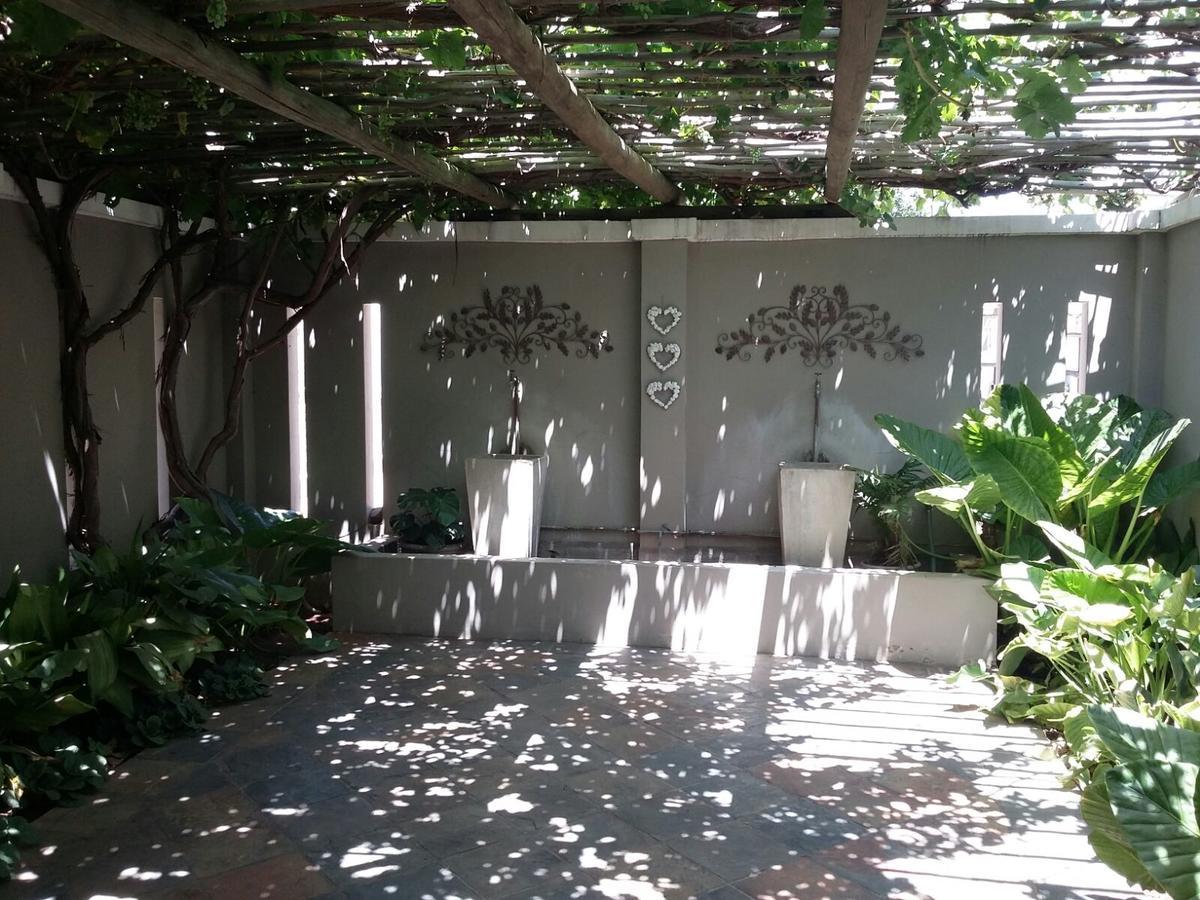 Lavender Lodge Vryburg Eksteriør bilde